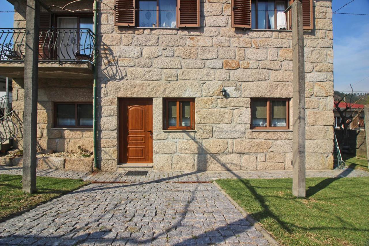 Casa Da Fatinha By Geres Casas Apartment Terras de Bouro Exterior photo